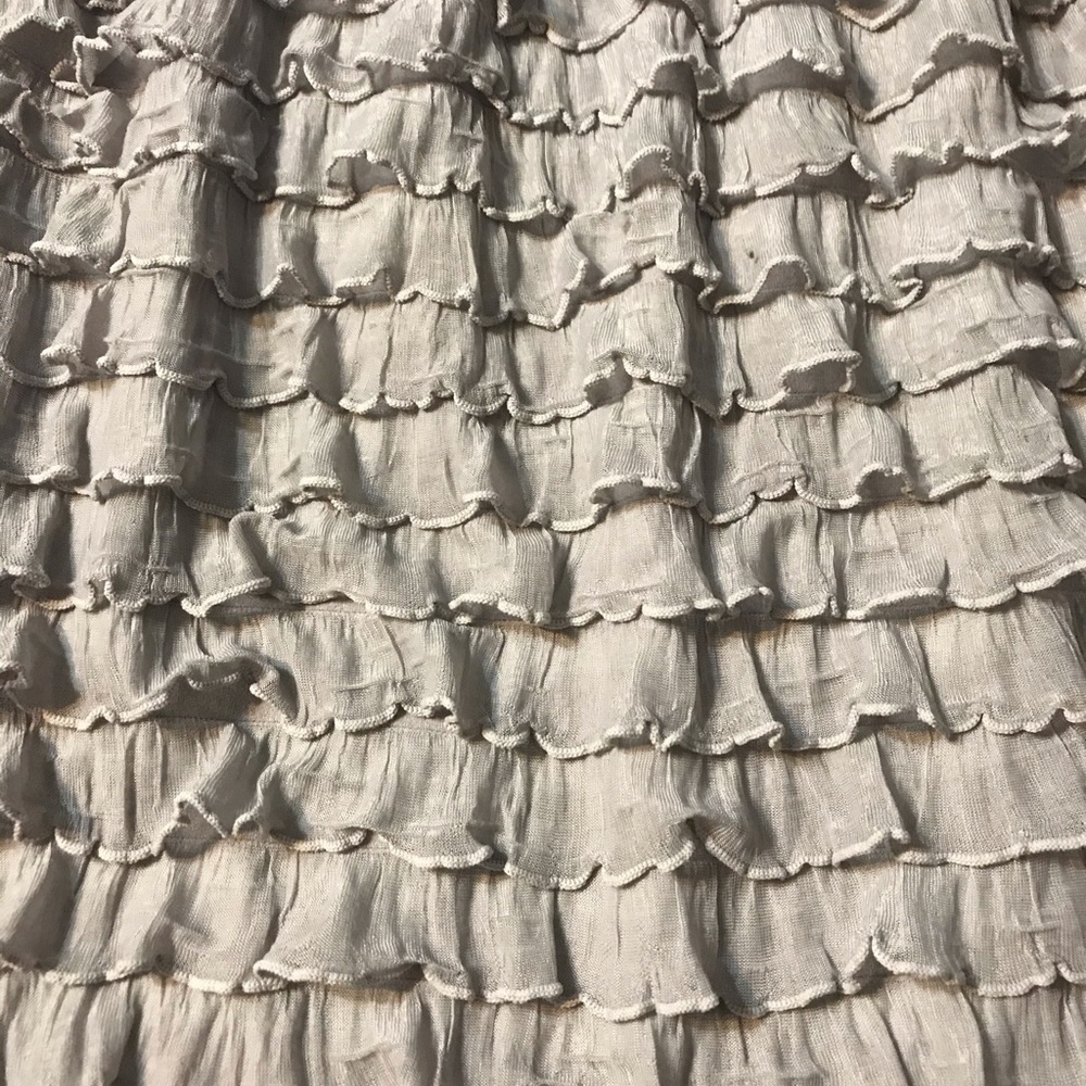 Lush Ruffled Skirt - Picture 3 of 4